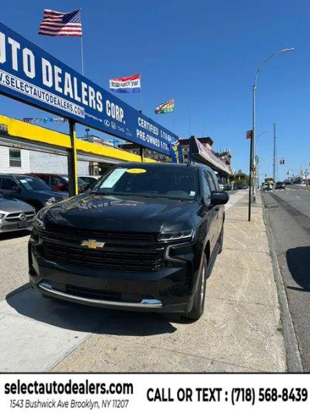 2024 Chevrolet Suburban 4WD LT
