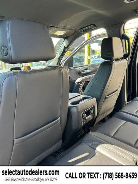 2024 Chevrolet Suburban 4WD LT