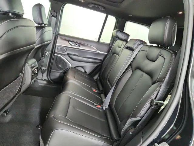 2026 Jeep Grand Cherokee Limited 4x4
