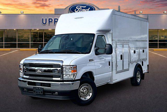 2026 Ford E-350 Cutaway Unknown