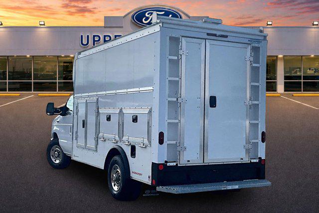 2026 Ford E-350 Cutaway Unknown