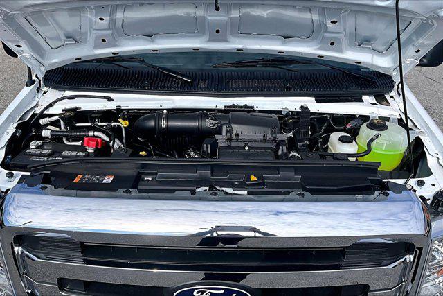 2026 Ford E-350 Cutaway Unknown