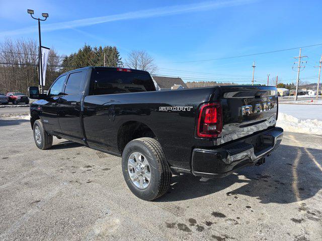2026 Ram 3500 Big Horn Crew Cab 4x4 8' Box