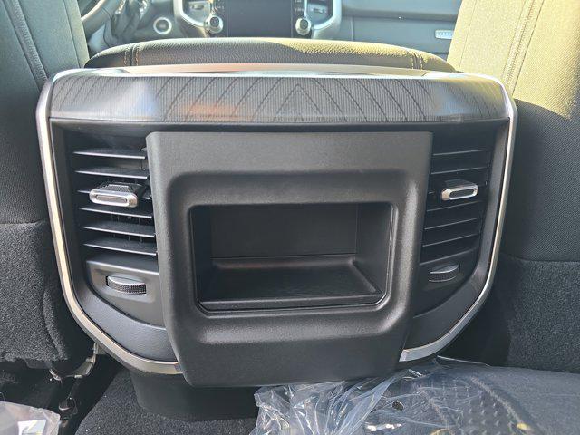 2026 Ram 3500 Big Horn Crew Cab 4x4 8' Box