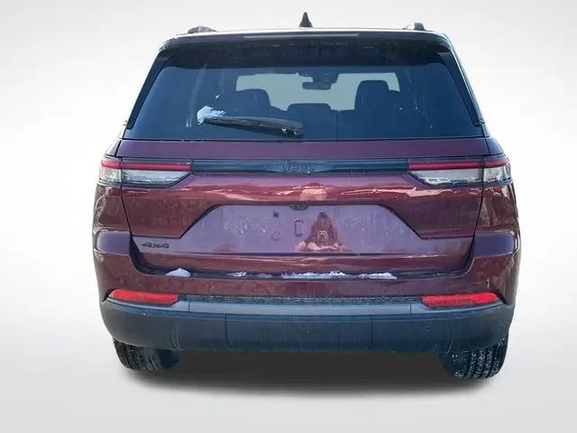 2026 Jeep Grand Cherokee Altitude 4x4
