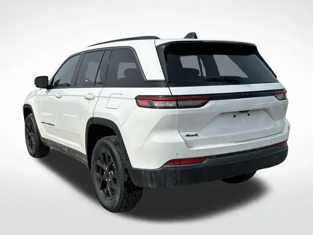 2026 Jeep Grand Cherokee Altitude 4x4