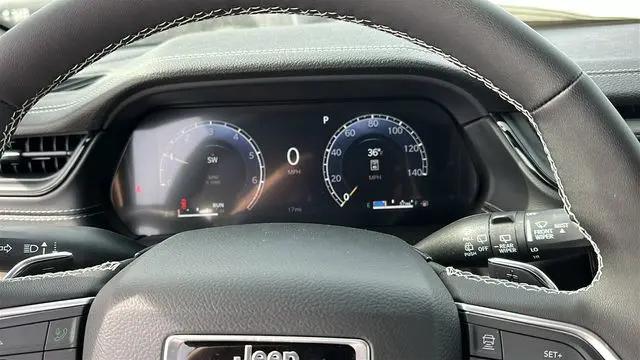 2026 Jeep Grand Cherokee Altitude 4x4