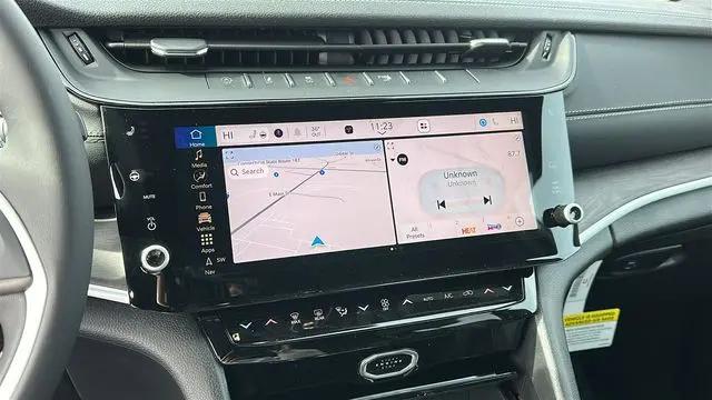 2026 Jeep Grand Cherokee Altitude 4x4