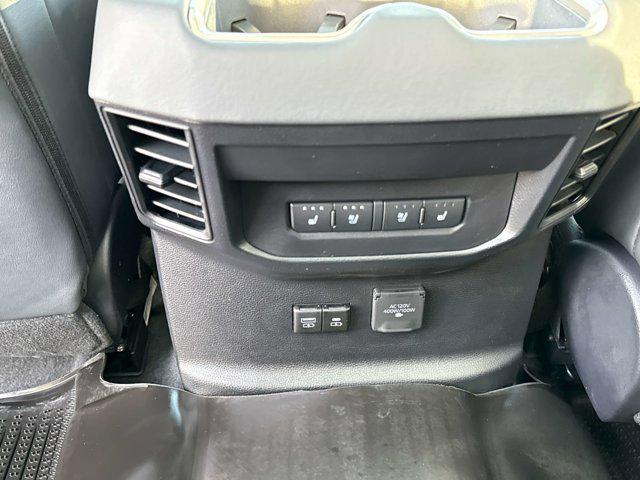 2026 Toyota Tundra Platinum CrewMax 5.5' Bed