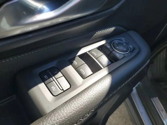 2022 GMC Yukon 2WD Denali