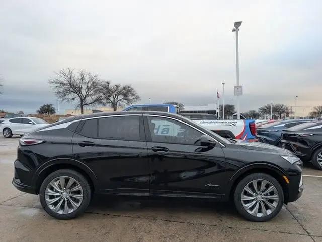 2026 Buick NV Avenir FWD