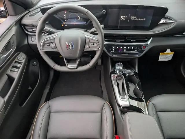 2026 Buick NV Avenir FWD