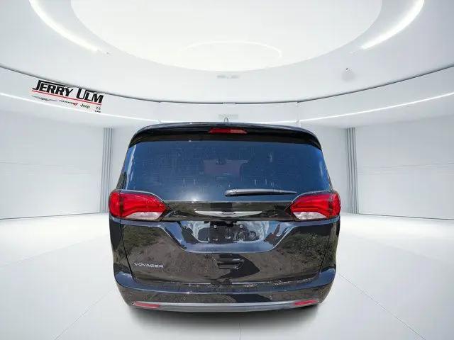 2026 Chrysler Voyager LX