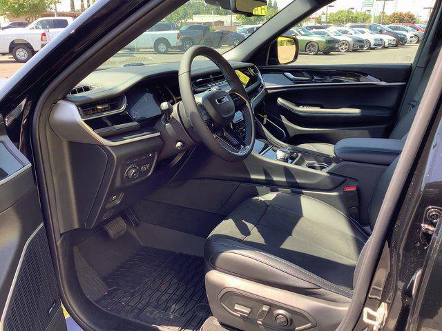 2023 Jeep Grand Cherokee Trailhawk