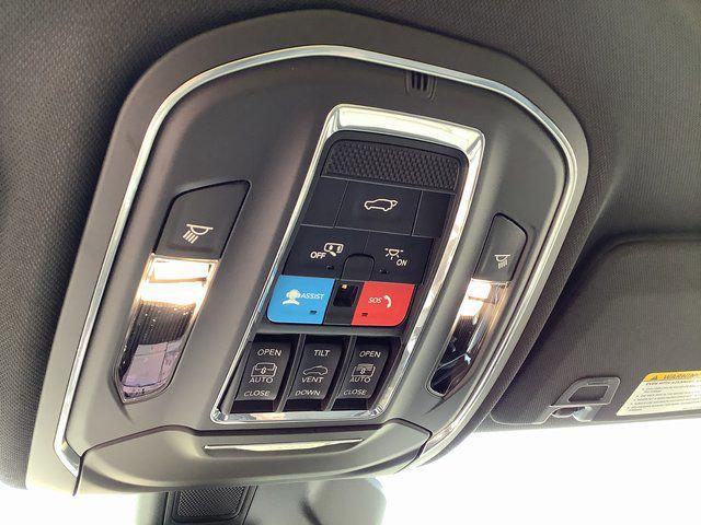2023 Jeep Grand Cherokee Trailhawk