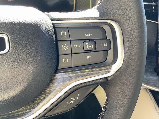 2023 Jeep Wagoneer Series III 4x4