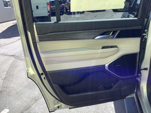 2023 Jeep Wagoneer Series III 4x4