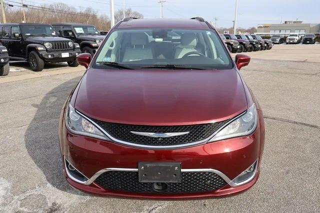 2017 Chrysler Pacifica Touring-L Plus