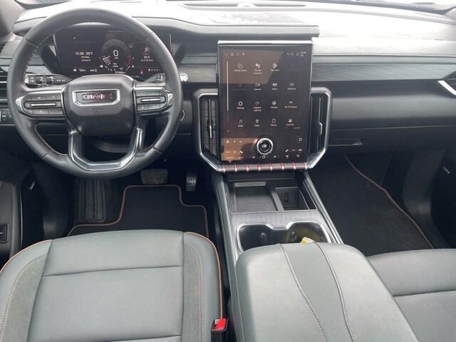 2024 GMC Acadia AT4 2024 GMC Acadia AT4