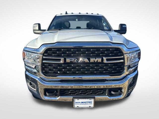 2024 Ram 3500 Big Horn Crew Cab 4x4 8' Box