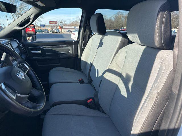 2024 Ram 3500 Big Horn Crew Cab 4x4 8' Box