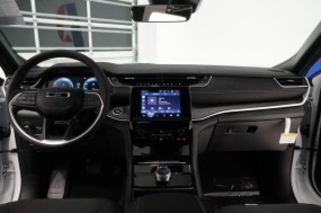 2026 Jeep Grand Cherokee Unknown