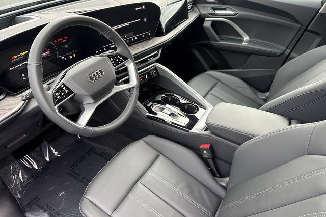 2025 Audi Q5 Premium Plus TFSI quattro S tronic