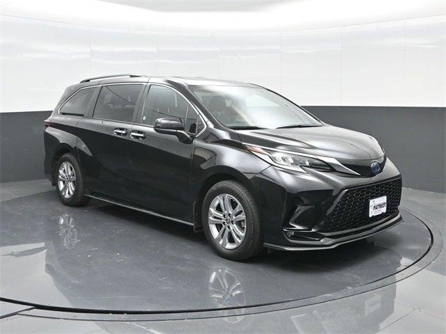 2022 Toyota Sienna XSE