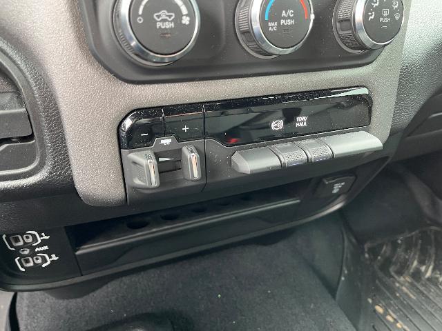 2024 Ram 2500 Tradesman Crew Cab 4x4 8' Box
