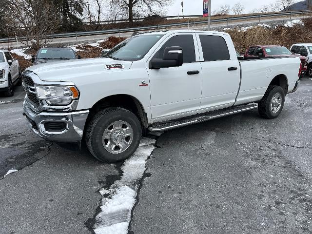 2024 Ram 2500 Tradesman Crew Cab 4x4 8' Box