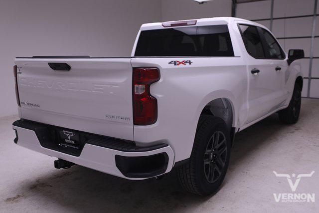 2026 Chevrolet Silverado 1500 4WD Crew Cab Short Bed Custom