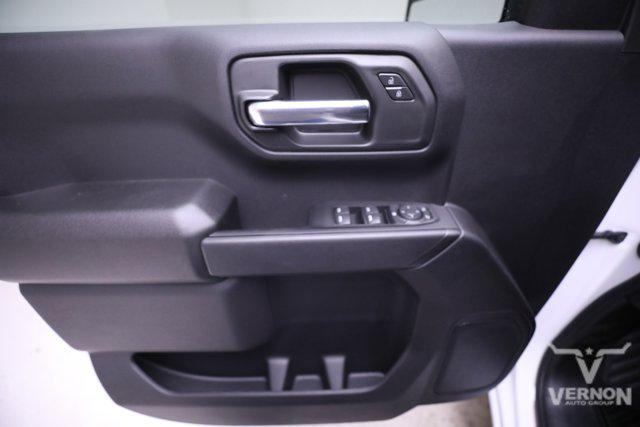 2026 Chevrolet Silverado 1500 4WD Crew Cab Short Bed Custom