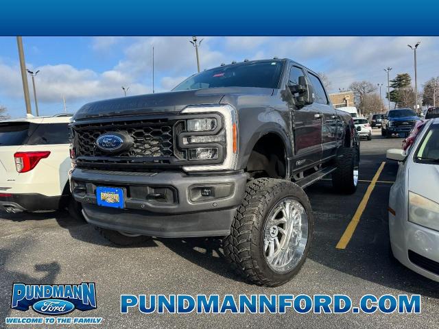2023 Ford F-350 LARIAT for sale in Saint Charles, MO