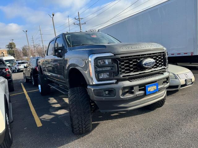 2023 Ford F-350 LARIAT