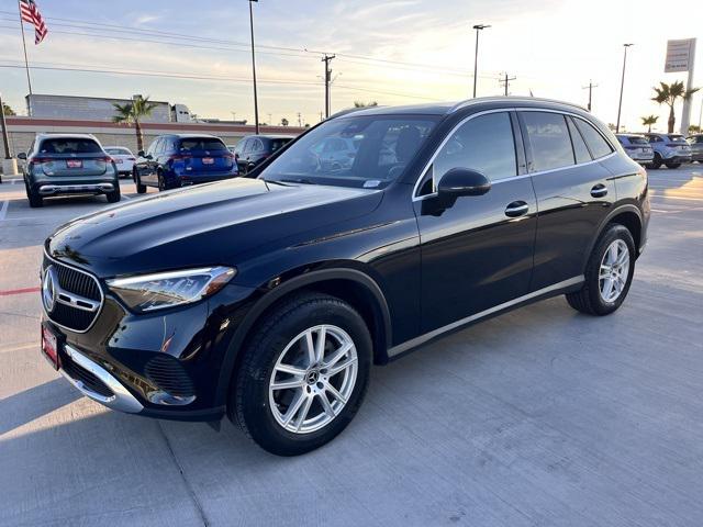 2025 Mercedes-Benz GLC 300 SUV