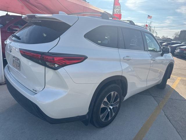 2020 Toyota Highlander XLE 2020 Toyota Highlander XLE