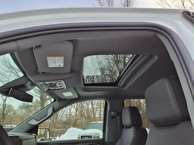 2026 Chevrolet Silverado 1500 4WD Crew Cab Short Bed RST