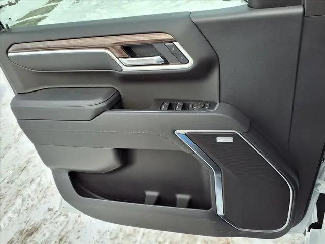 2026 Chevrolet Silverado 1500 4WD Crew Cab Short Bed RST