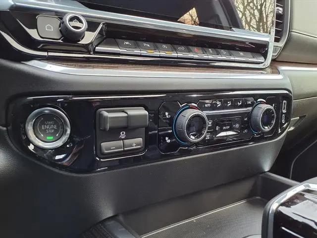 2026 Chevrolet Silverado 1500 4WD Crew Cab Short Bed RST