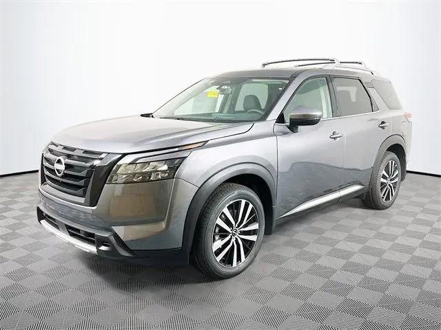 2025 Nissan Pathfinder Platinum 4WD