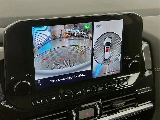 2025 Nissan Pathfinder Platinum 4WD