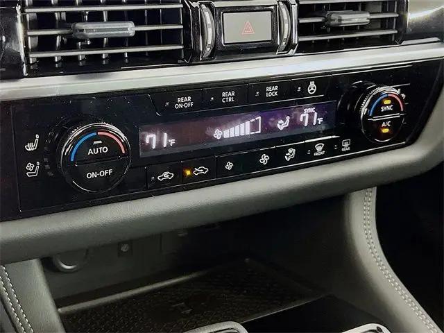 2025 Nissan Pathfinder Platinum 4WD