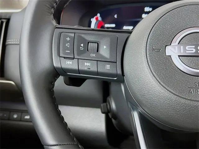 2025 Nissan Pathfinder Platinum 4WD