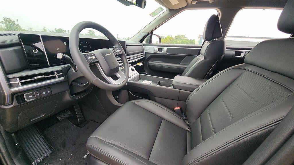 2026 Hyundai Santa Fe Limited - Photo 9