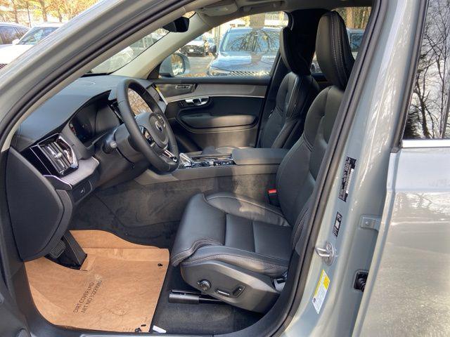 2026 Volvo XC90 Ultra, B6 AWD Gas (mild hybrid), Gasoline, Bright, 7 Seats
