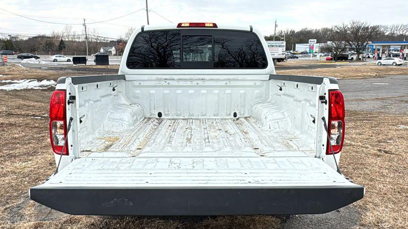 2021 Nissan Frontier Crew Cab SV 4x2