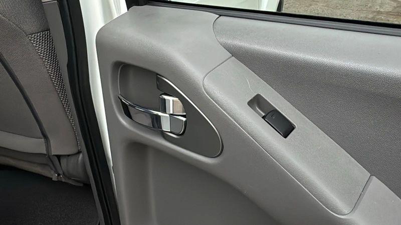 2021 Nissan Frontier Crew Cab SV 4x2