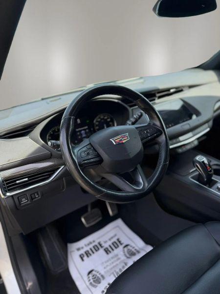 2019 Cadillac XT4 Sport