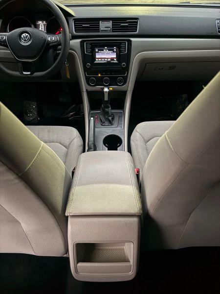 2018 Volkswagen Passat 2.0T S