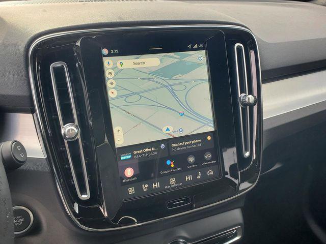 2026 Volvo XC40 Black Edition Ultra, B5 AWD Gas (mild hybrid)